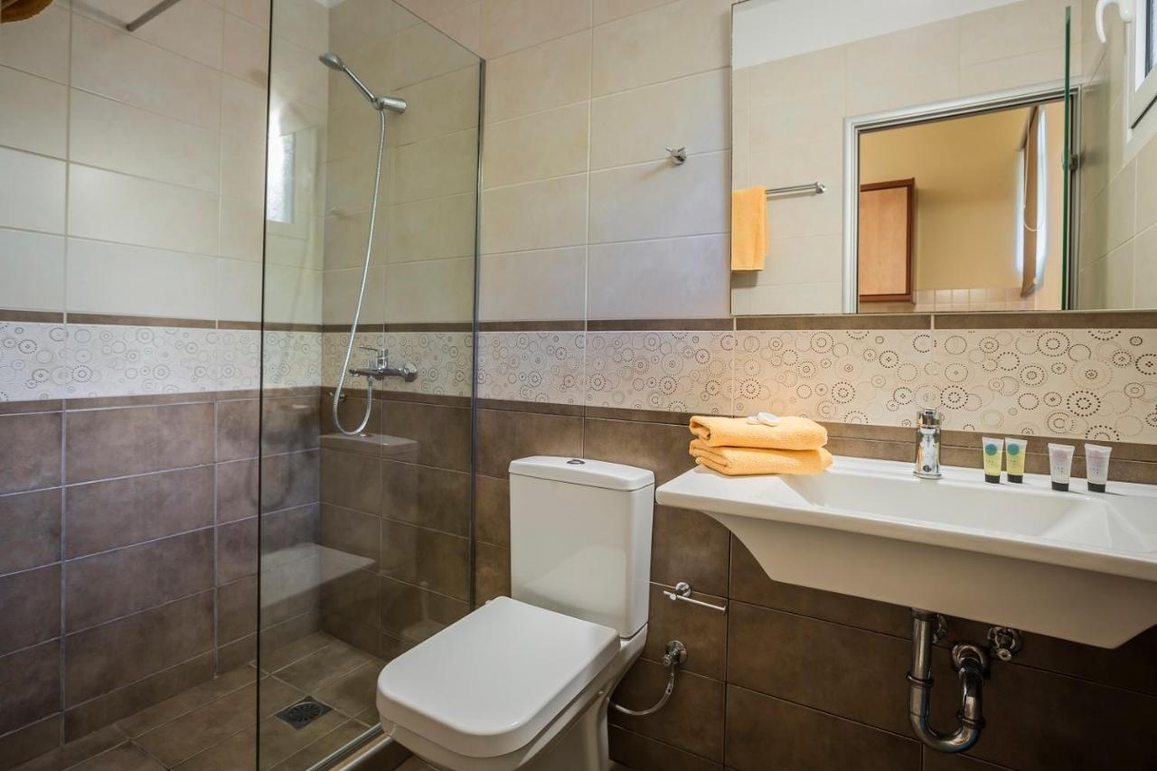 Marinos Apartments Ласі Екстер'єр фото